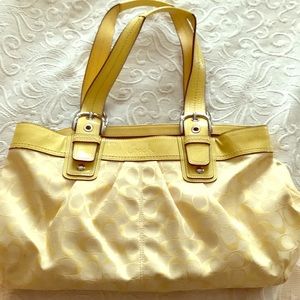 Coach shoulder bag